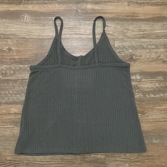 AEO olive button tank top NWT - Picture 10 of 10